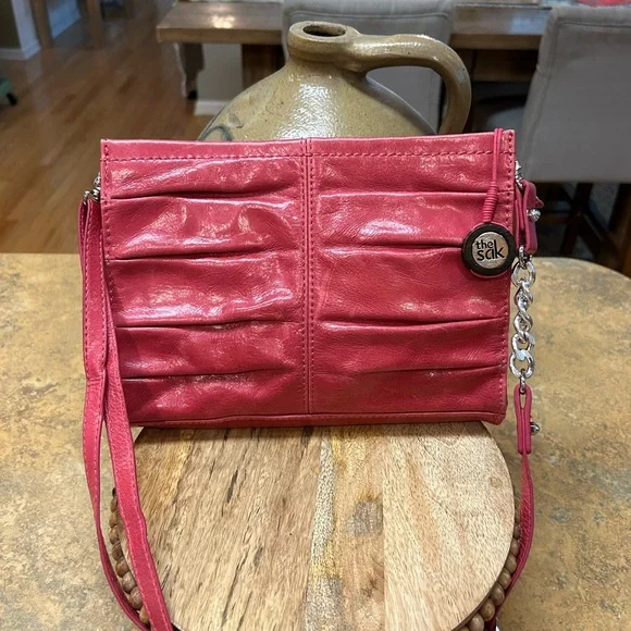 The Sak Limited Edition Pink Leather Crossbody Bag - Picture 10 of 16
